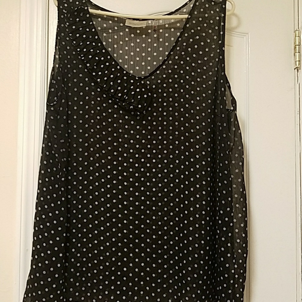 Avenue Plus size Top Black and White